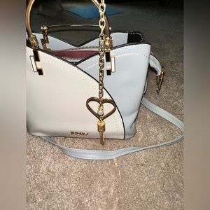 Crossbody purse